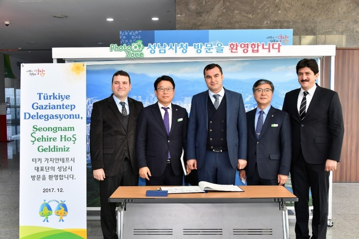 Güney Kore- Türkiye Diplomatik İlişkileri Geliştiriyor