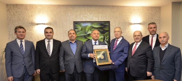 Aosb, Vakıfbank Üst Yöneticilerini Ağırladı