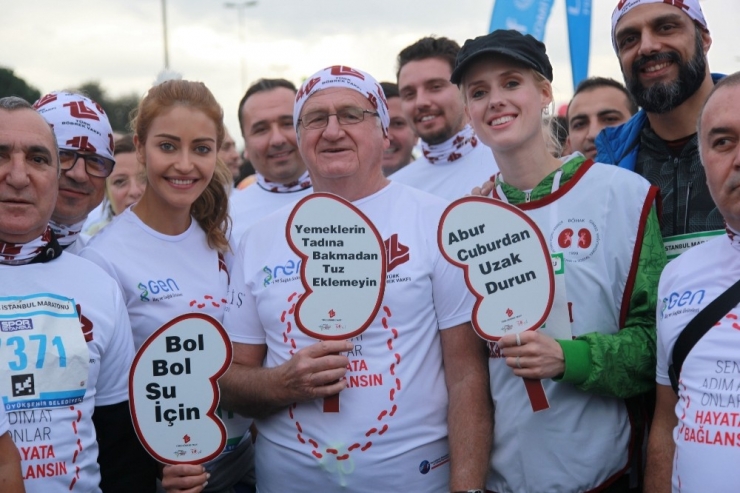 Vodafone 39’uncu İstanbul Maratonu’nda 10 Milyon Tl’yi Aşkın Bağış Toplandı