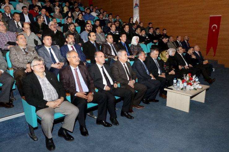 Aiçü’de “Engelleri Birlikte Aşıyoruz” Konulu Söyleşi Düzenlendi