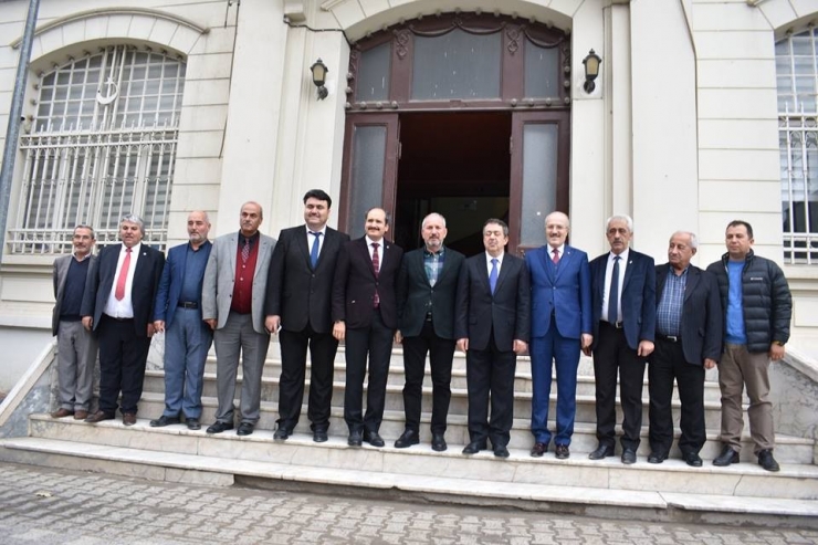 Aydınlıoğlu “Muhtarlarımız Ak Parti Döneminde Değer Kazandı”