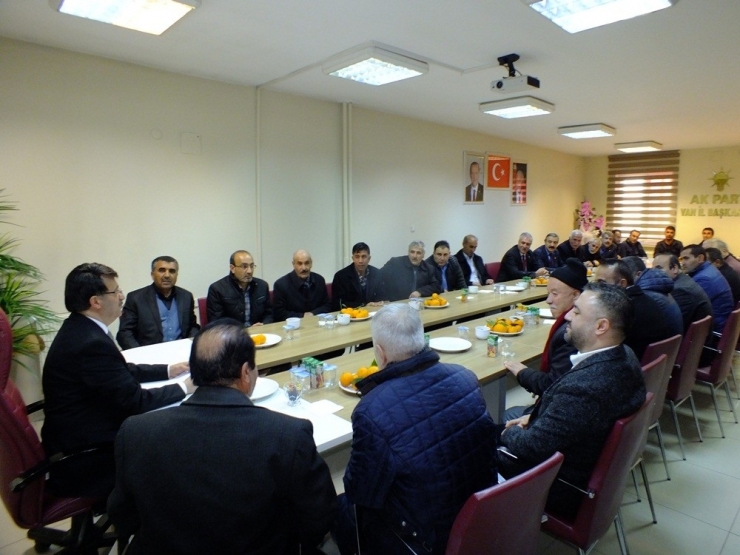 Başkan Türkmenoğlu Ziyaretleri Kabul Ediyor