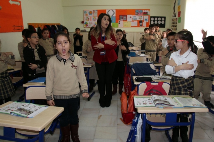 Ders, Rap Müzik Ve Tiyatro İle Eğlenceli Hale Geldi