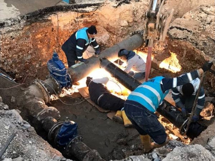 Özdemirbey Caddesinin Altyapısı Gaski Tarafından Yeniliyor