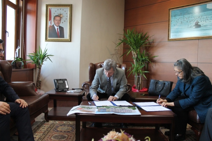 Hayırseverden 24 Derslikli Okul