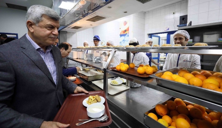 Başkan Karaosmanoğlu, “Sizin İçin Çalışmak Bizlere Büyük Bir Onurdur’’