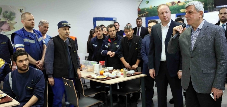 Başkan Karaosmanoğlu, “Sizin İçin Çalışmak Bizlere Büyük Bir Onurdur’’