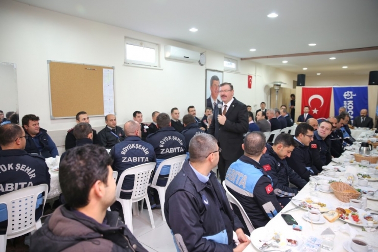 Genel Sekreter Bayram, “Biz Büyük Bir Aileyiz”