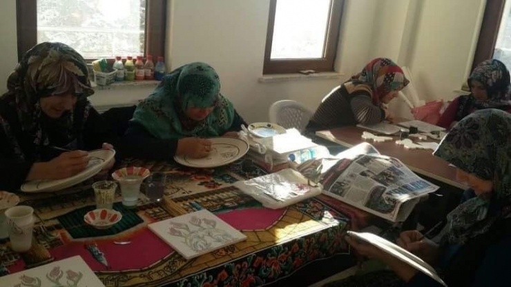 Aslanapa’da ’Barajda Açan Çiçekler’