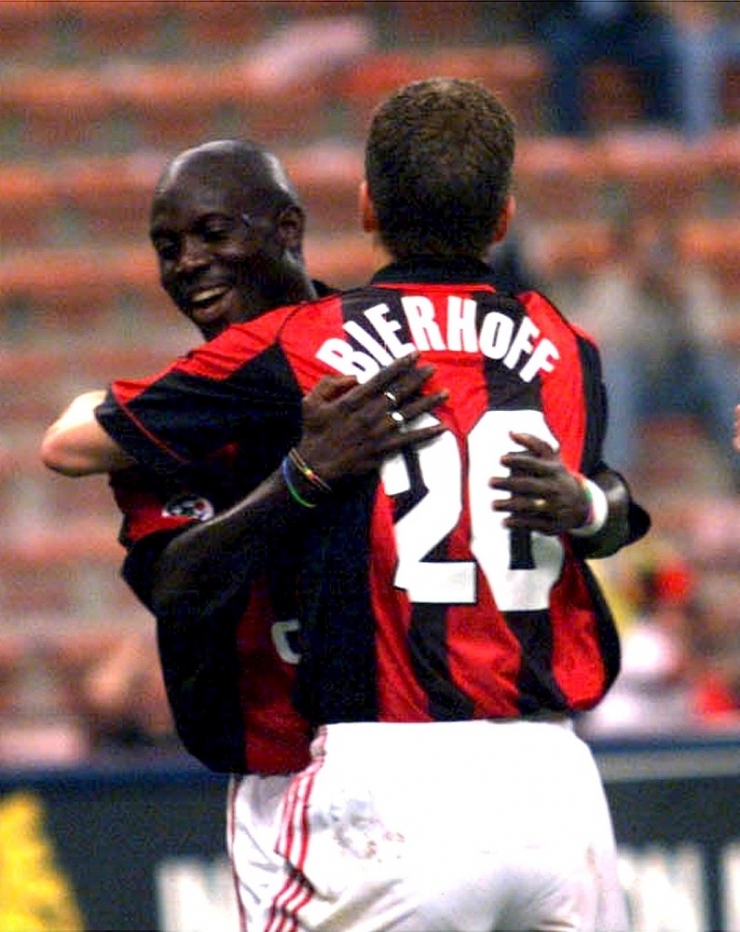 Eski Futbolcu George Weah Liberya Devlet Başkanı Oldu