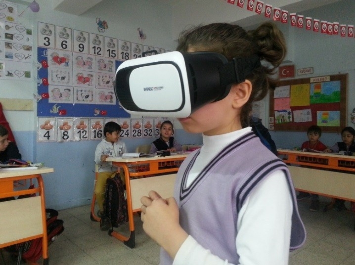 Sanal Gerçeklik Gözlüğüyle Eğitim