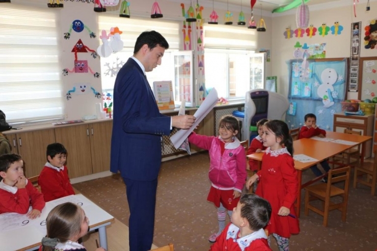 Kaymakam Temurci: Okulların Tüm İhtiyaçlarını Karşılıyoruz