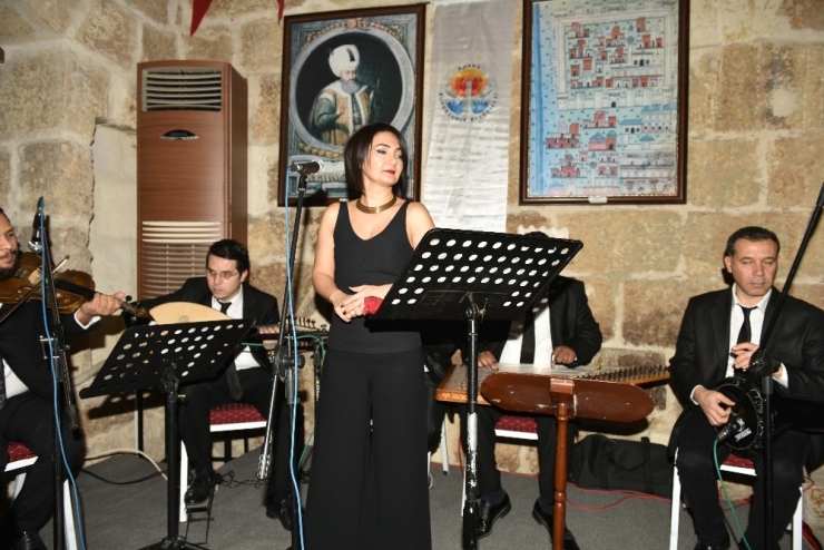 Ramazanoğlu Konağı Resitallerinde Lale Dağtekin Rüzgarı