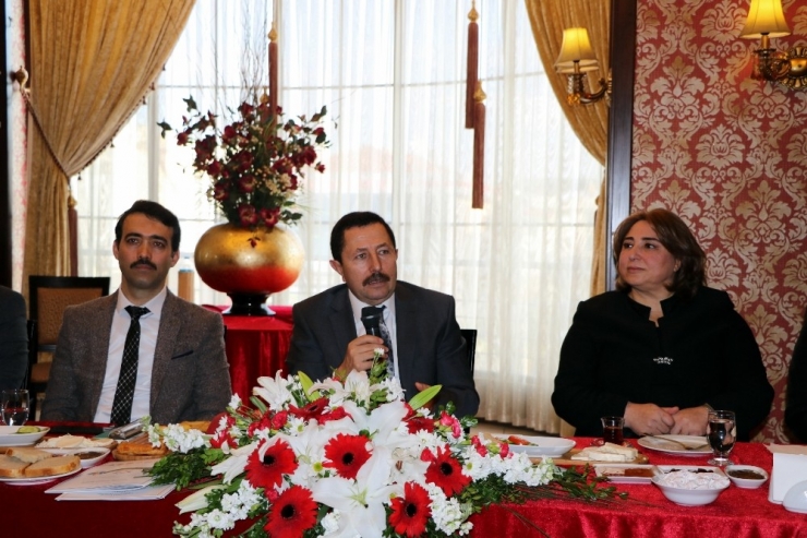 ’Sakarya Velisiyle Görüşüyor’ Projesinde 180 Bin Veliye Ulaşılacak