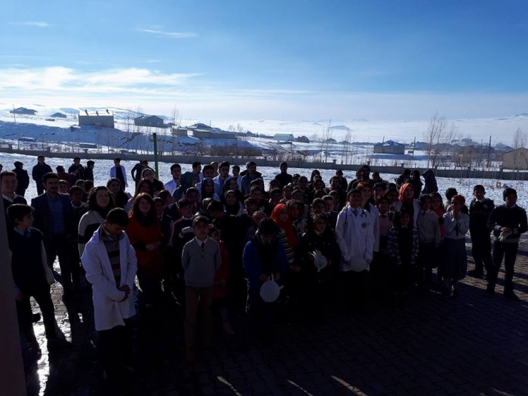 Yyü Tıp Fakültesi Öğrencilerinden Özalp İlçesine Ziyaret