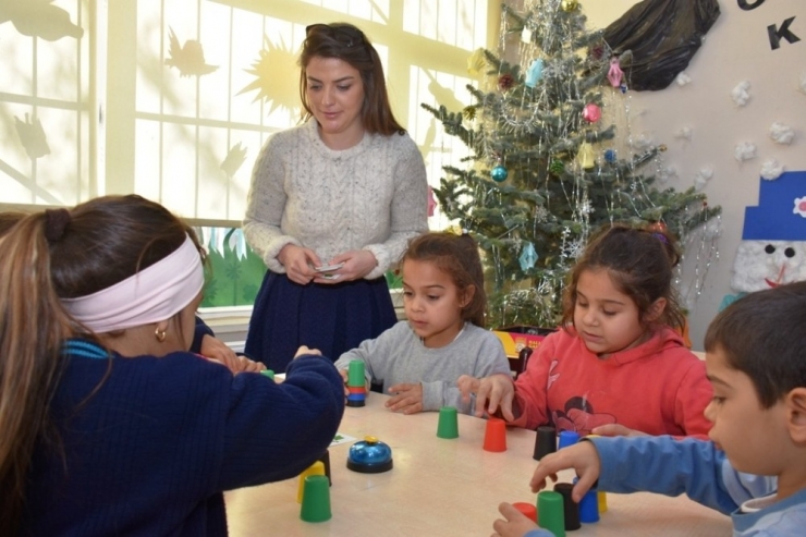 Akıl Ve Zeka Oyunlarıyla Eğlenirken Öğreniyorlar