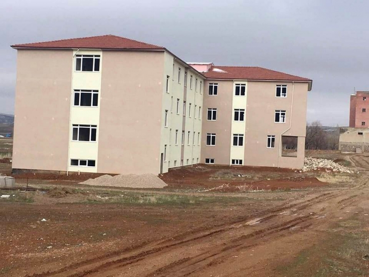 Yenifakılı, İlçeye Fen Lisesi Kazandırmak İstiyor