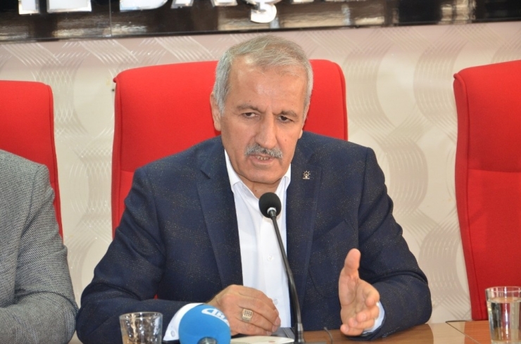 Milletvekili Şahin’den Halk Günü Toplantısı