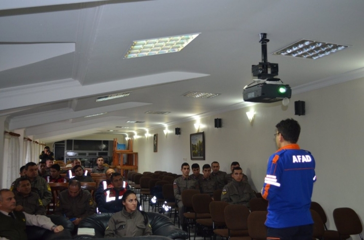 Jandarma’ya Afet Bilinci Eğitimi Verildi