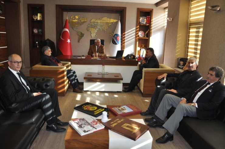 Başkan Karaçanta, Esnaf Odaları Başkanlarıyla Bir Araya Geldi