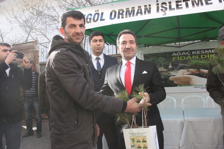 Bingöl’de ‘Ağaç Kesme, Fidan Dik’ Kampanyası