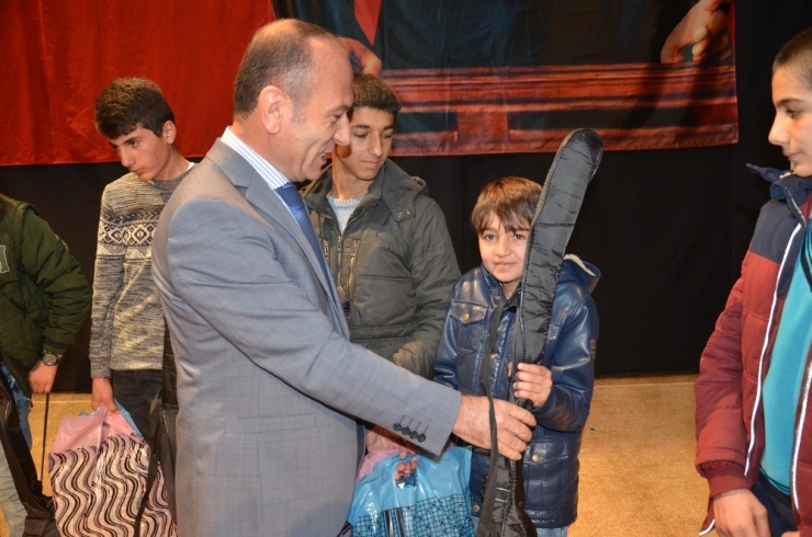 Yüksekova’da “Okul Destek” Projesi