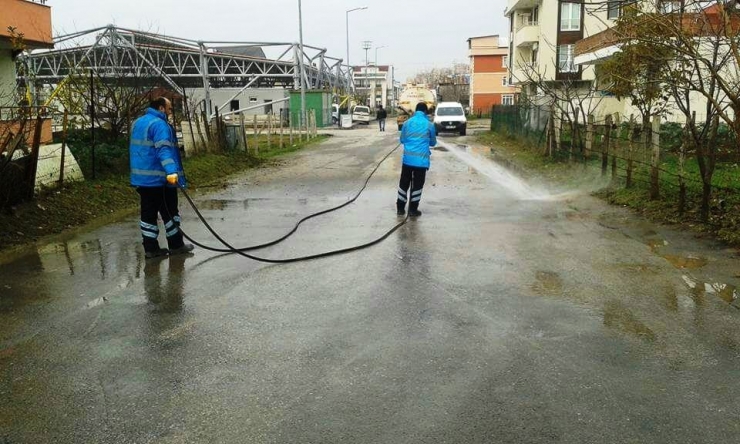 İzmit Semt Pazarlarından 10 Ton Çöp Toplanıyor