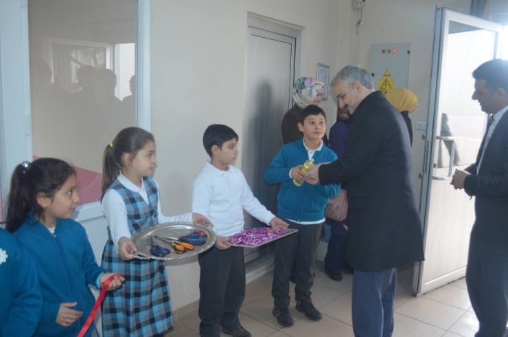 Minikler Hayallerindeki Evlerin Maketini Yaptı