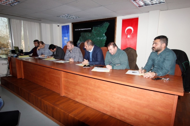 İlçe Yolları Yenileme Çalışmaları Devam Ediyor