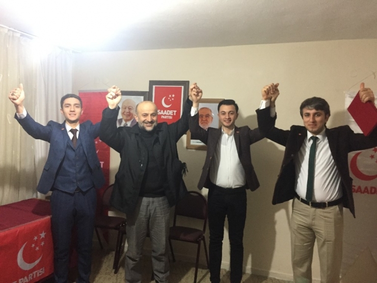 Saadet Partisi Bilecik Gençlik Kolları’nda Devir Teslim Töreni Yapıldı
