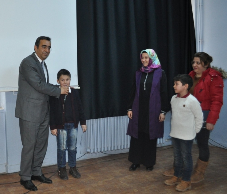 Sungurlu Myo’da ‘Makey İle Robotik’ Eğitimi Tamamlandı