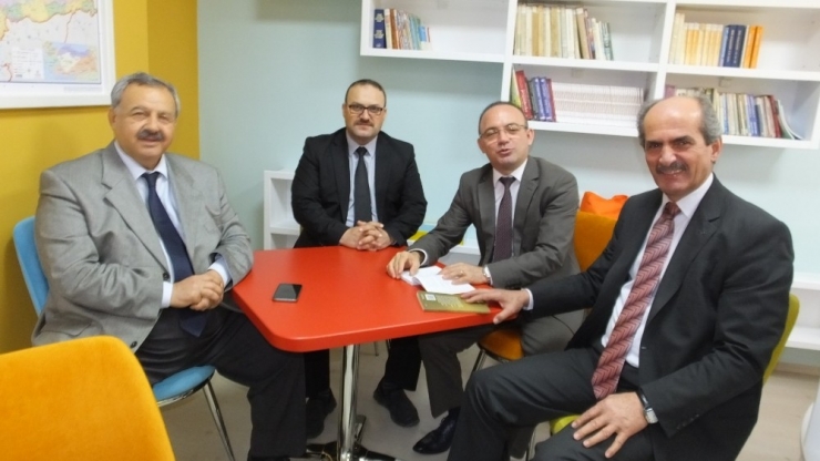 Burhaniye’nin İlk Z Kütüphanesi Açıldı