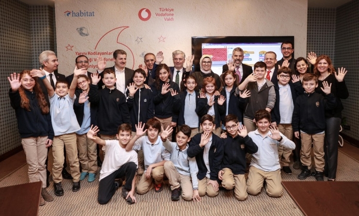 ’Yarını Kodlayanlar’ Projesi İle Kocaeli’nde 500 Çocuğa Kodlama Eğitimi Verilecek