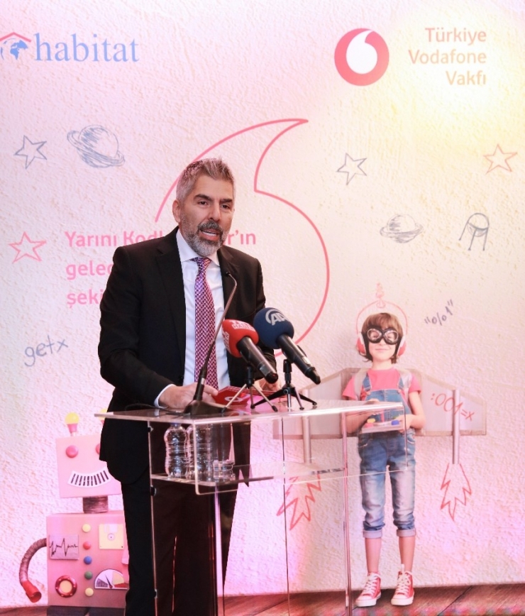 ’Yarını Kodlayanlar’ Projesi İle Kocaeli’nde 500 Çocuğa Kodlama Eğitimi Verilecek