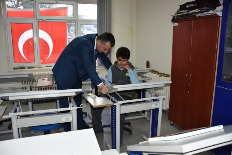 Vali Büyükakın’dan Bilim Ve Sanat Merkezi’ne Ziyaret