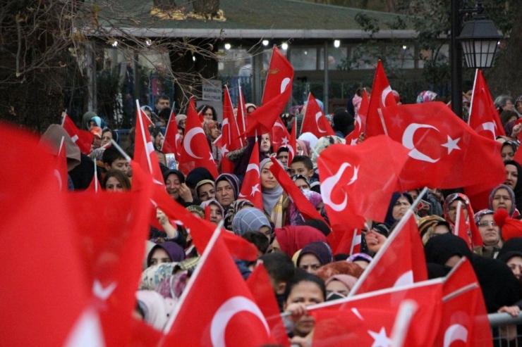 Cumhurbaşkanı Erdoğan: “F-16 Olup İnlerine Gireriz”