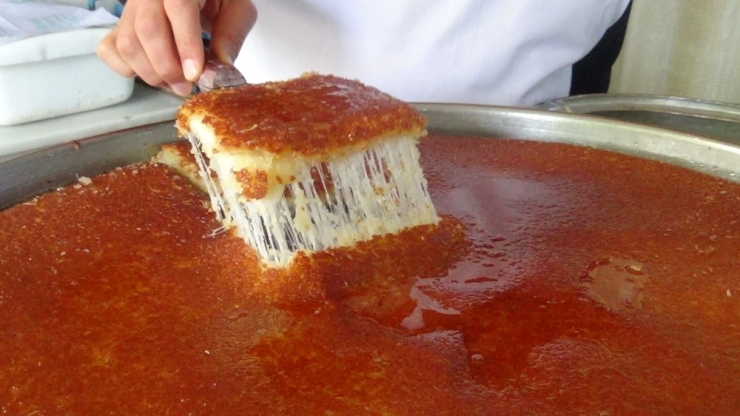 Antakya Künefesi Avrupa Yolunda