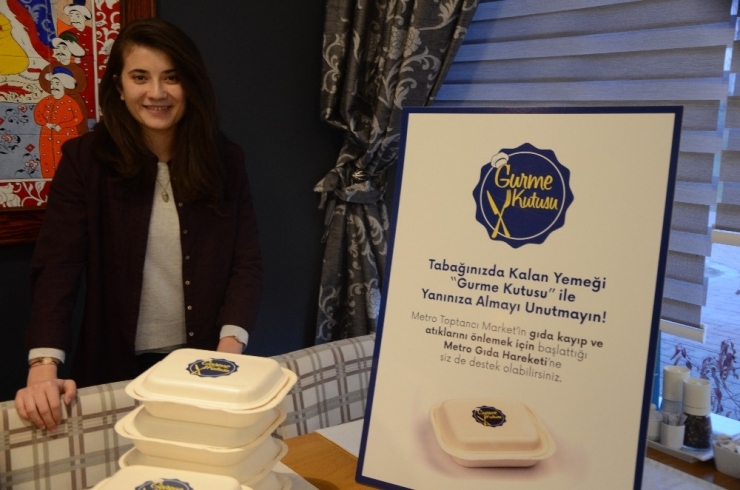 Gıda İsrafının Önüne Geçmek İçin Her Masada Bir Paket Var