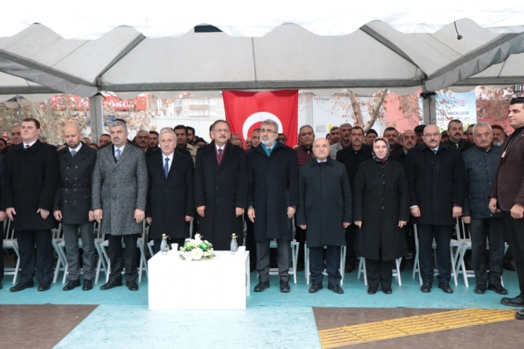 Çevre Ve Şehircilik Bakanı Mehmet Özhaseki: