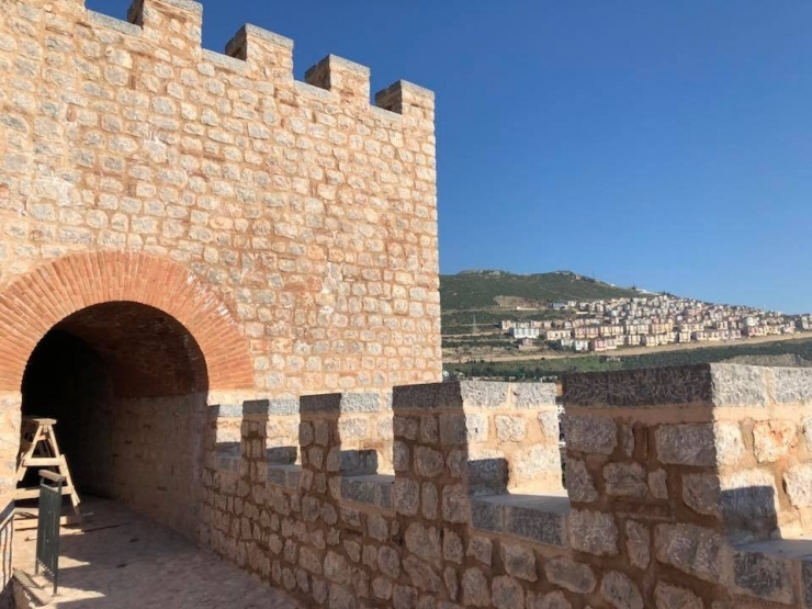 Hereke Kalesi’nde Çalışmalar Sürüyor, Yüzde 70’i Tamamlandı