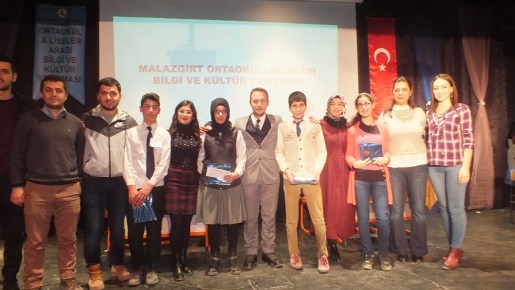 Malazgirt’te Okullar Arası Bilgi Yarışması Düzenlendi