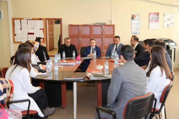 Gençlik Buluşmaları Devam Ediyor