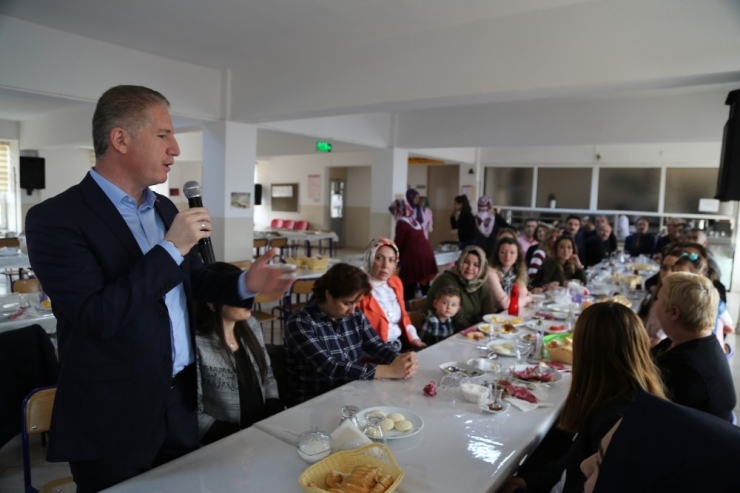 Başarılı Öğrenciler Yurt Dışına Gönderilecek