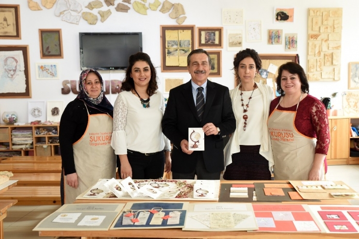 Yeni Yıl Tebrik Kartları Sukurusu’ndan