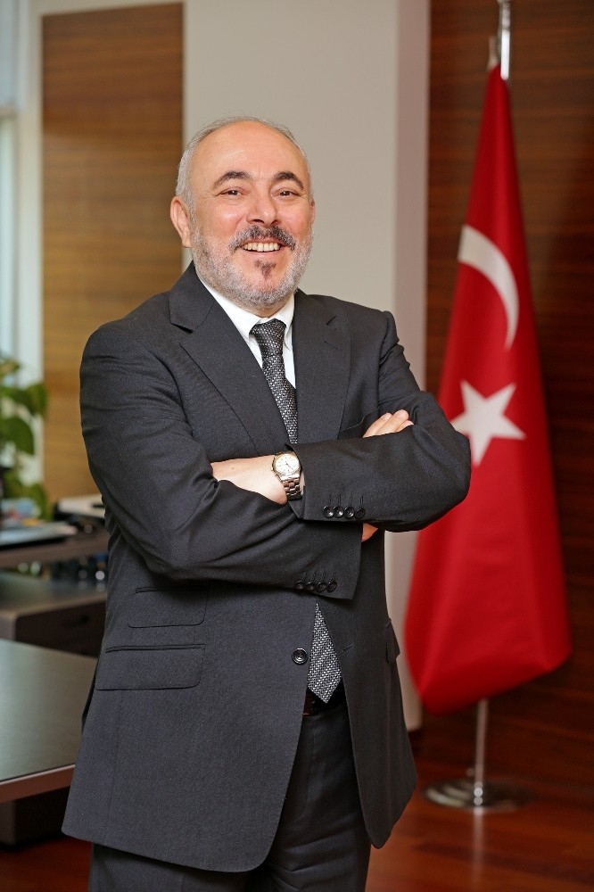 Yaşar Üniversitesi 10 Sıra Birden Yükseldi