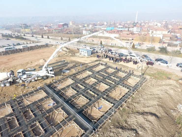 Suluova’da Oto Galericiler Sitesinin Temeli Atıldı