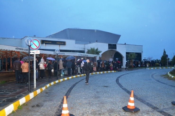 Türk Tatilciler Yılbaşında Yunan Adalarına Akın Etti