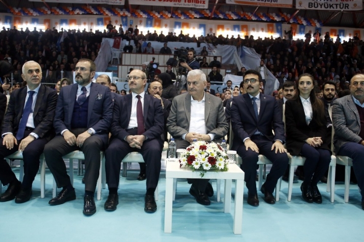 Başbakan Yıldırım: "Evlere Şenlik Ana Muhalefet Partisi"