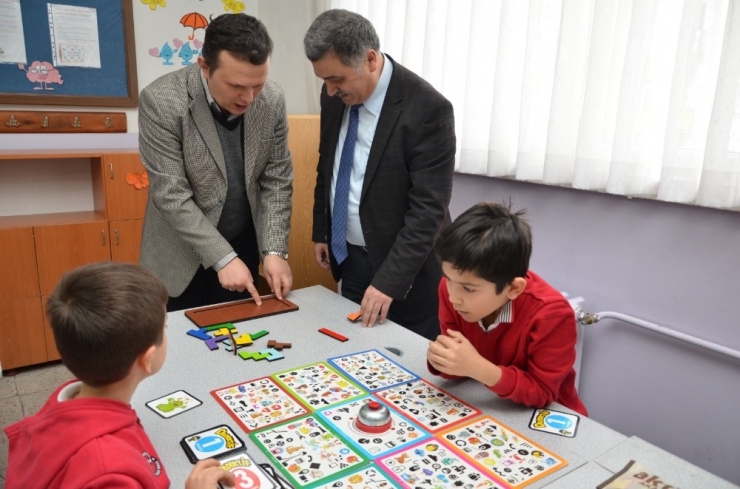 Teknoloji Bağımlılığına Karşı ‘Akıl Oyunları Sınıfı’ Açıldı