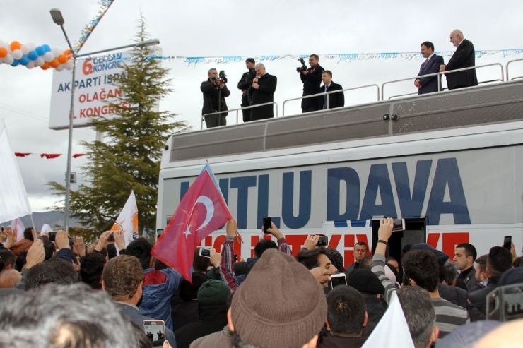 Başbakan Yıldırım, Ak Parti Isparta 6. Olağan Kongresi’ne Katıldı